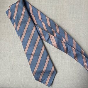 Isaia blue striped tie